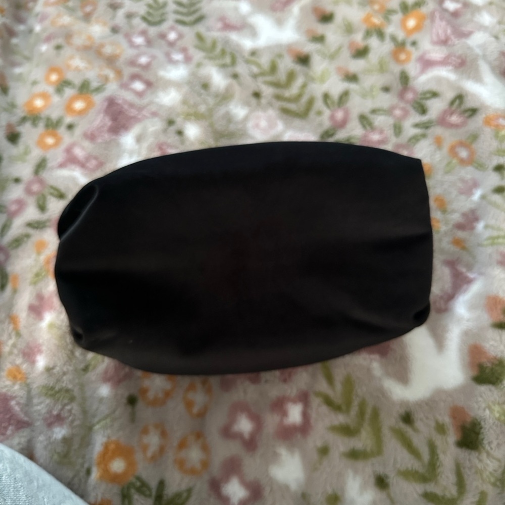 Lululemon Pouch - Picture 5 of 8